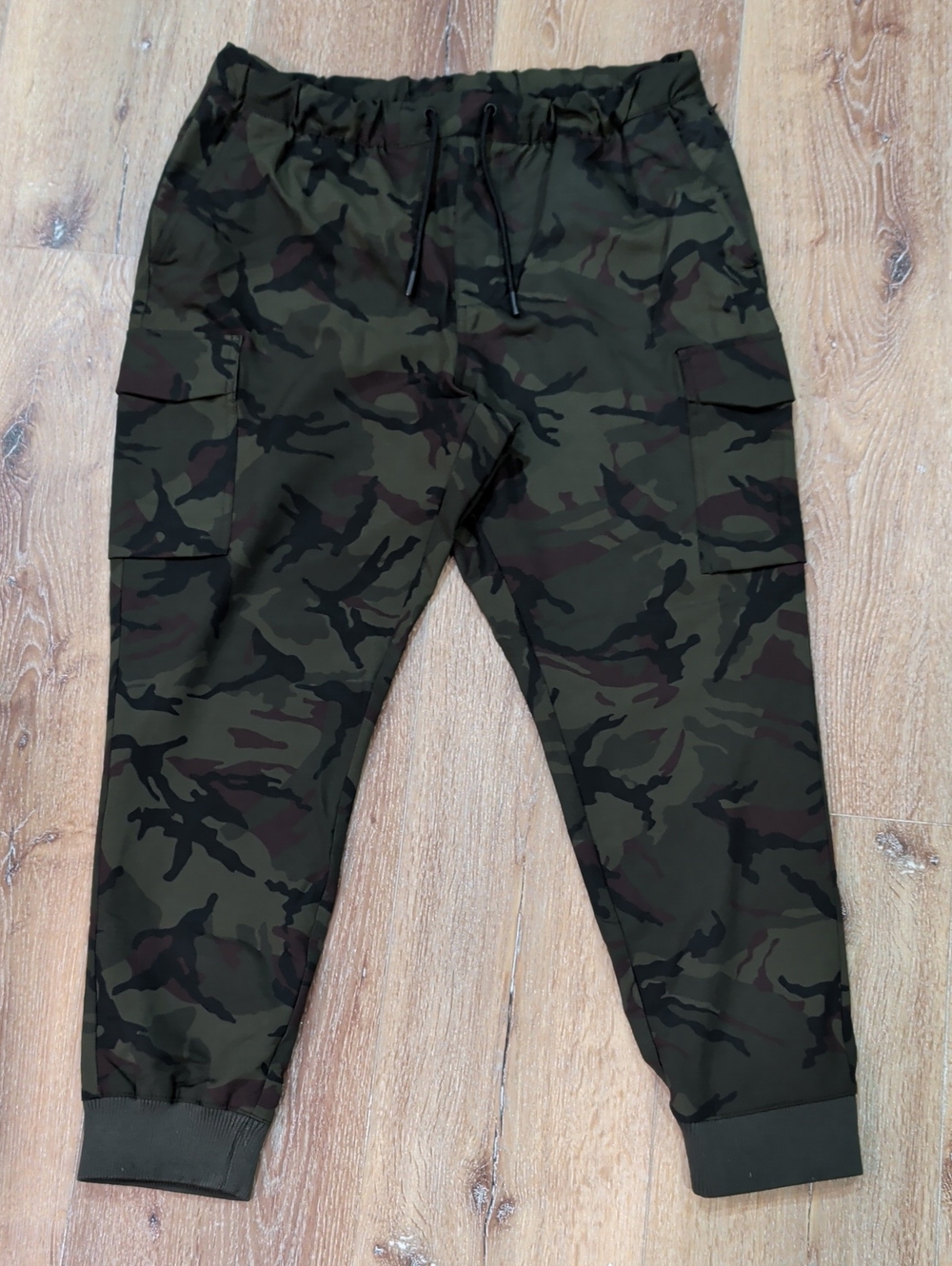 Old Navy Stretchtech Camp Cargo Joggers - Size L
